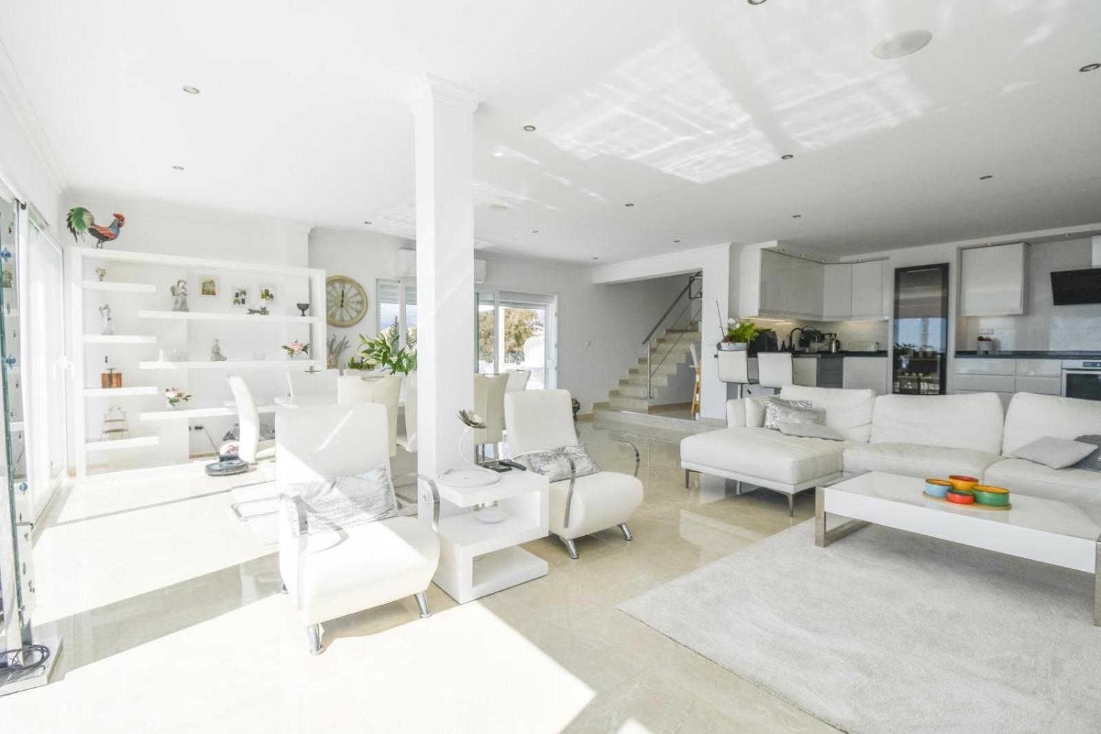 Bali Malaga In Torreblanca Huvilat *